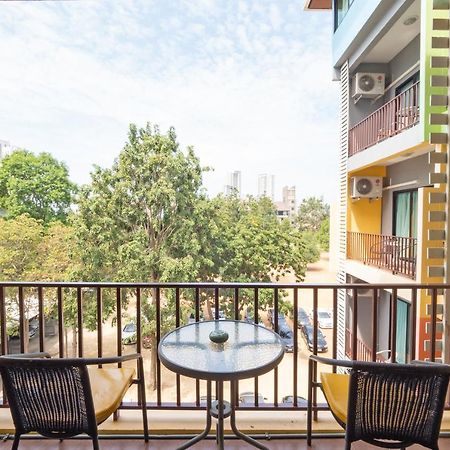 Oyo 75367 Ud Pattaya Hotel Банг-Ламунг Екстер'єр фото