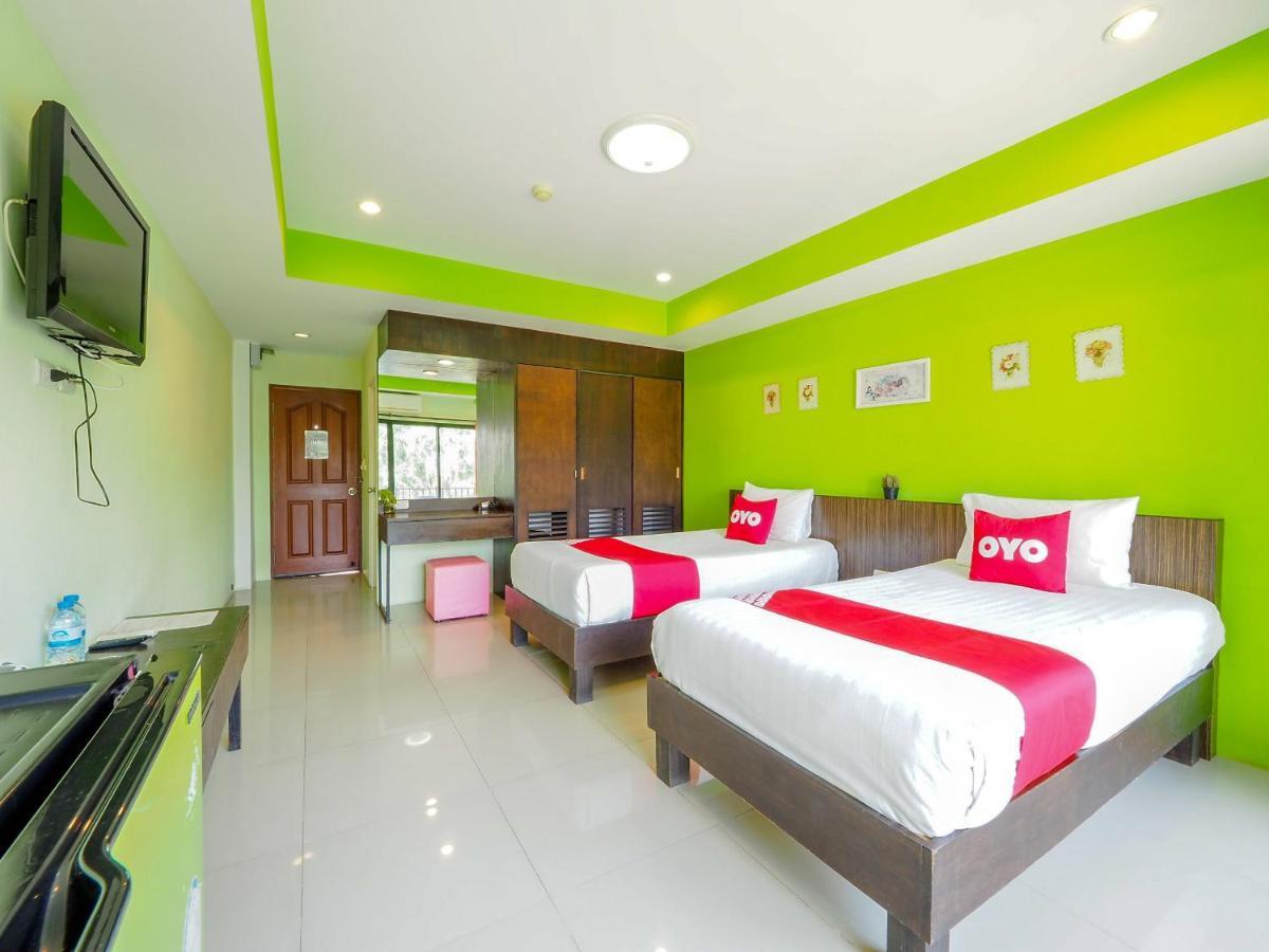 Oyo 75367 Ud Pattaya Hotel Банг-Ламунг Екстер'єр фото