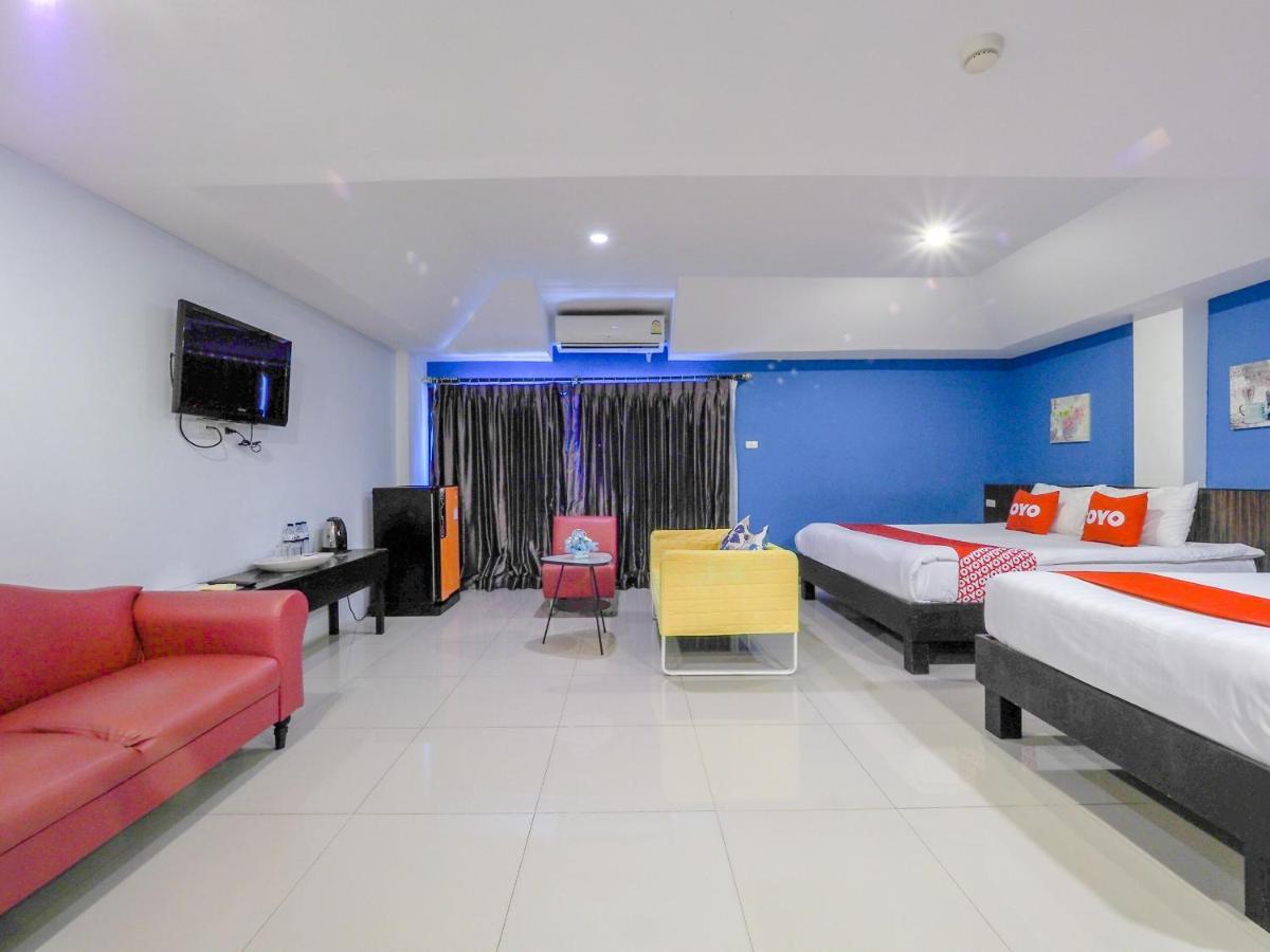 Oyo 75367 Ud Pattaya Hotel Банг-Ламунг Екстер'єр фото