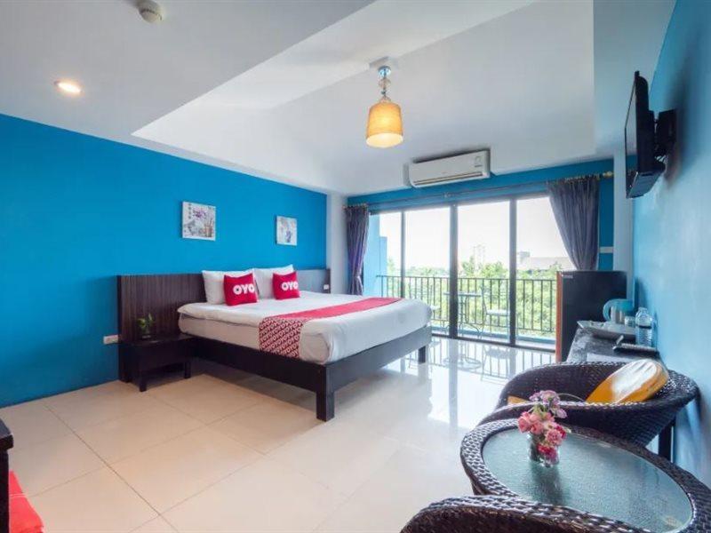 Oyo 75367 Ud Pattaya Hotel Банг-Ламунг Екстер'єр фото