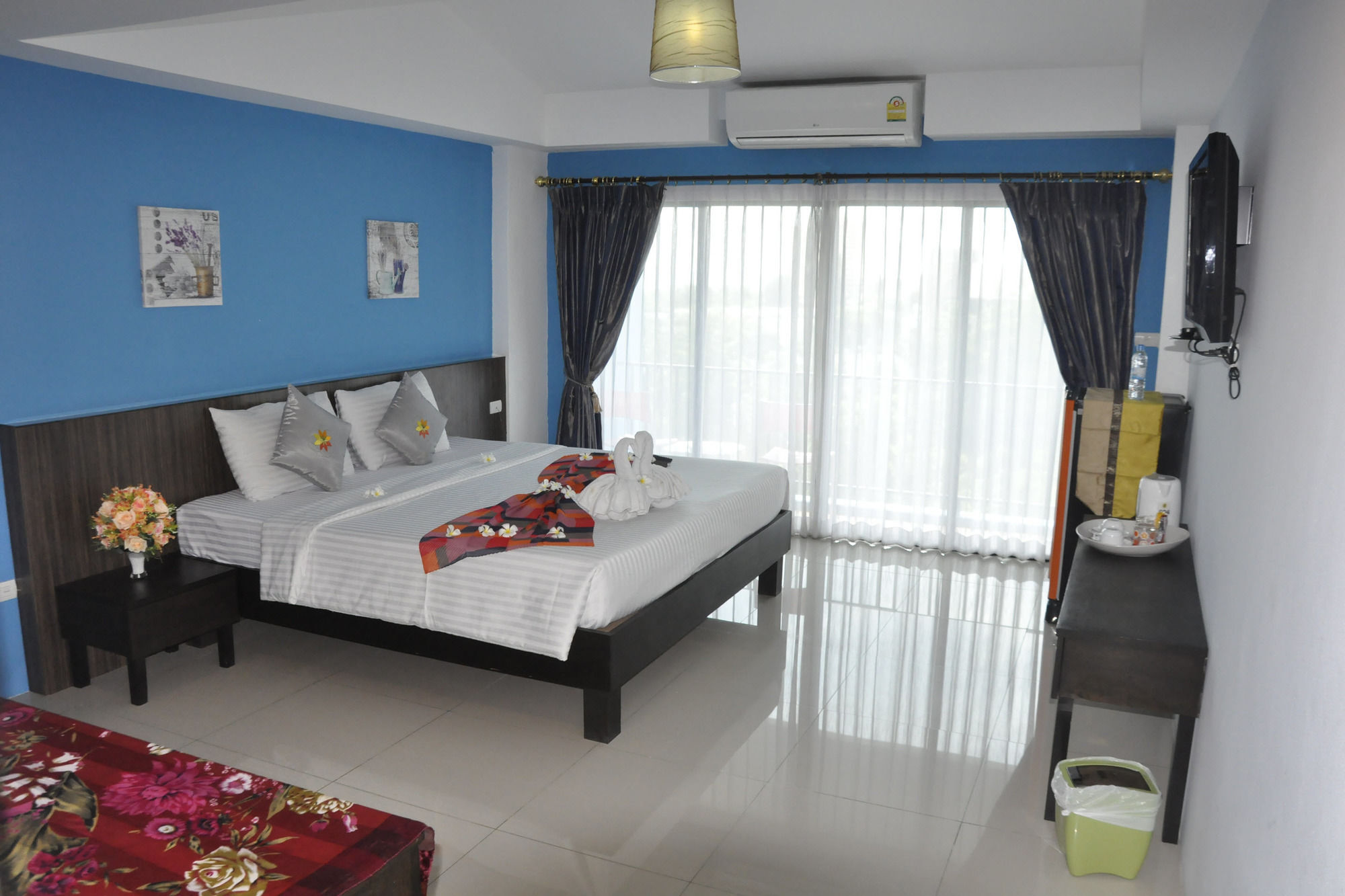 Oyo 75367 Ud Pattaya Hotel Банг-Ламунг Екстер'єр фото